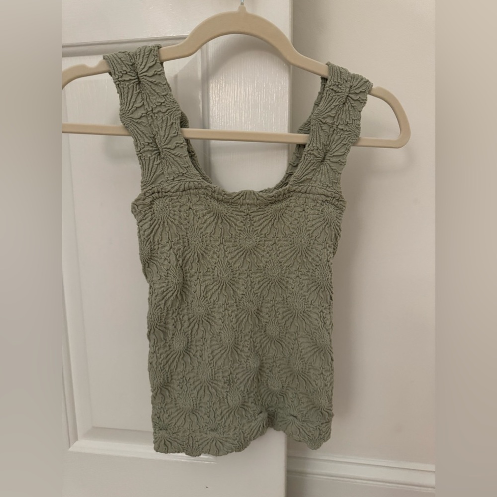 Altar’d State Blair’s Seamless Floral Cami Green